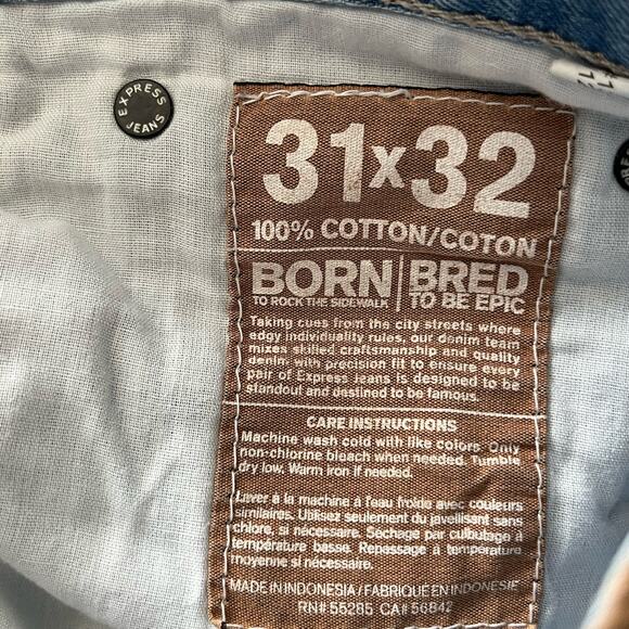 Express Jeans Rocco Slim Fit Cutoffs - Size 31 - Picture 8 of 8